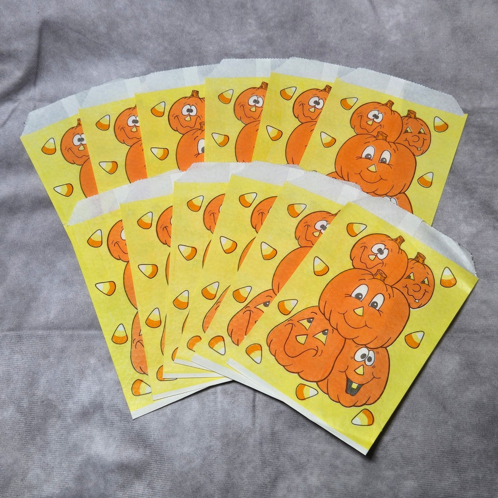 Vintage‎ Halloween Treat Bags Candy Corn Jack O Lantern Fun World Lot of 12